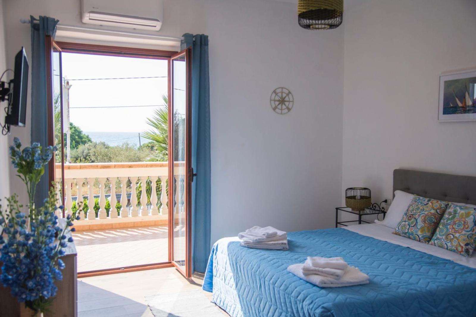 B&B Casa Cosmano 브란칼레오네 마리나 외부 사진